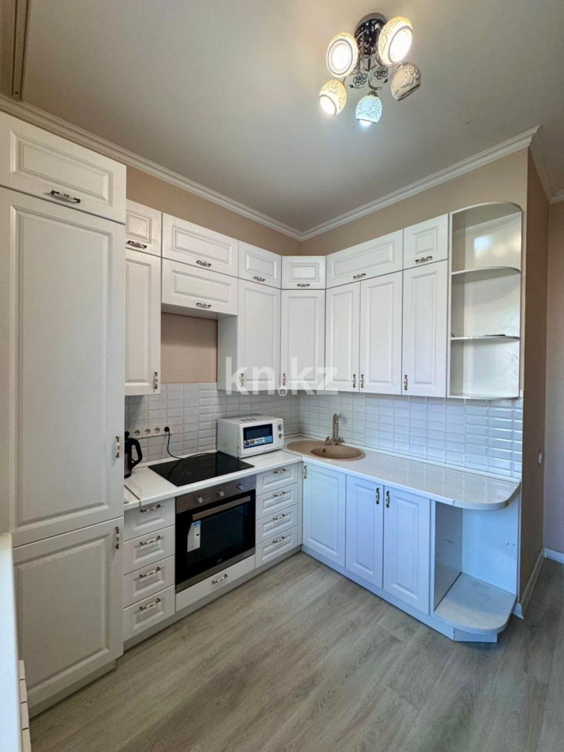 Продажа 1-комнатной квартиры, 43 м², пр. Гагарина - Продажа квартир в Алматы фото 1 из 21