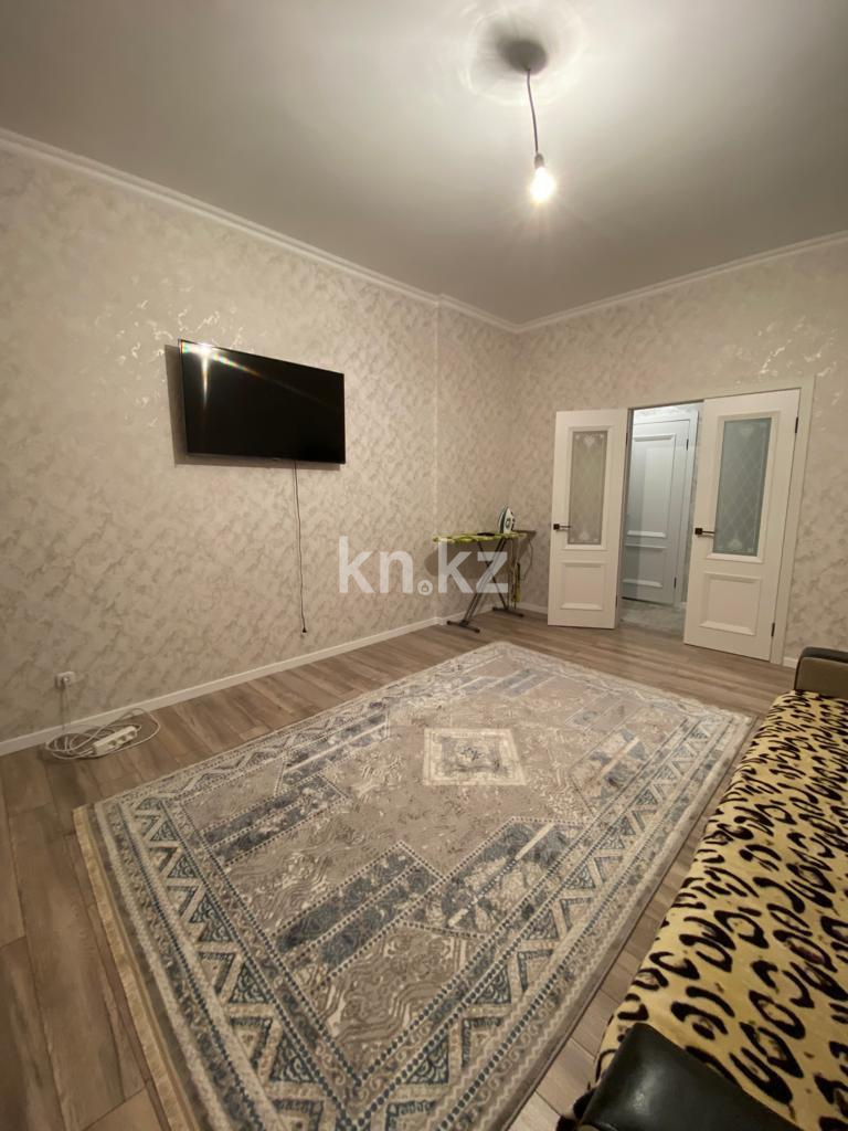 Продажа 2-комнатной квартиры, 57 м², ул. Дюсембекова - Продажа  двухкомнатных квартир в Караганде фото 1 из 9