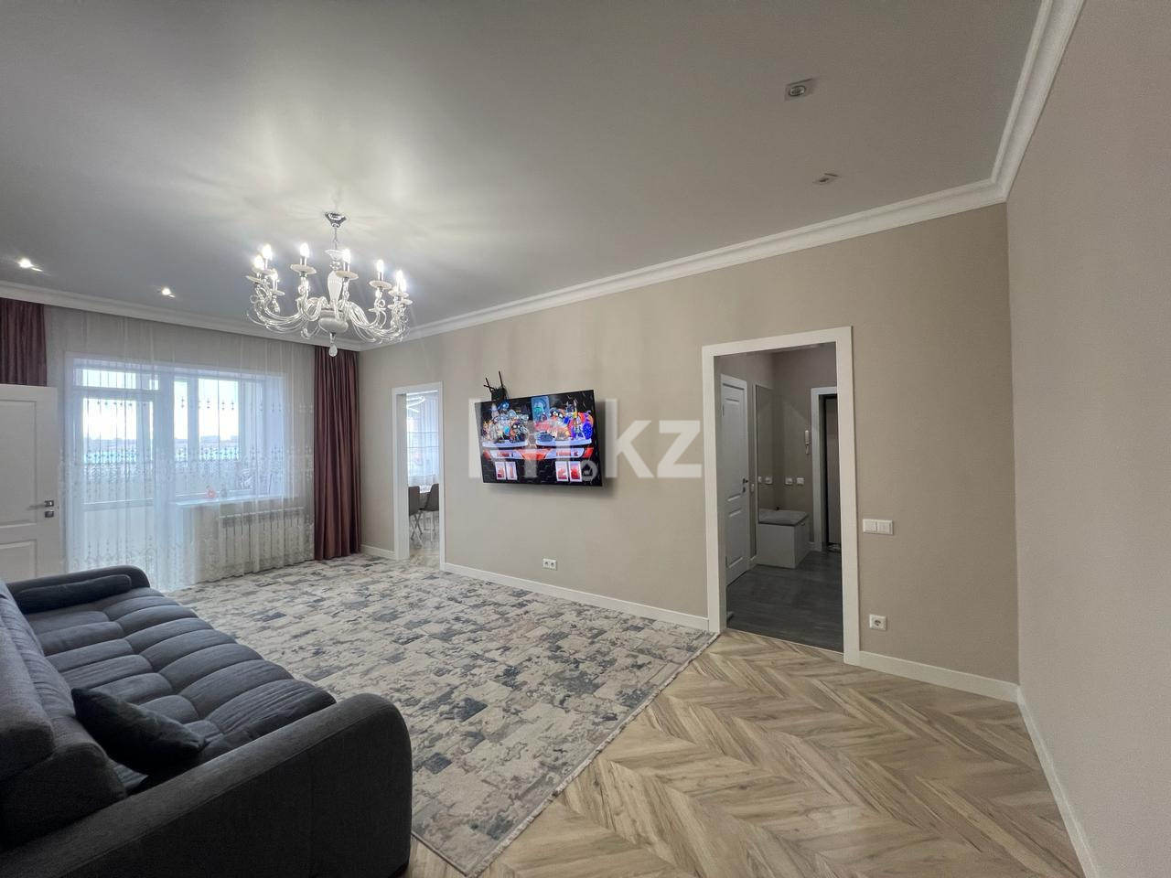 Продажа 3-комнатной квартиры, 94 м², ул. Сатыбалдина, дом  30 - Продажа квартир в Караганде фото 2 из 27