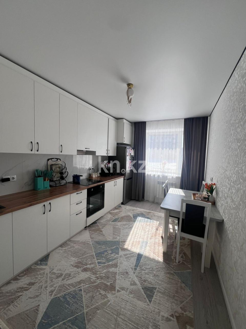 Аренда 2-комнатной квартиры, 68 м² - Аренда квартир помесячно в Казахстане - страница 3 фото 1 из 4