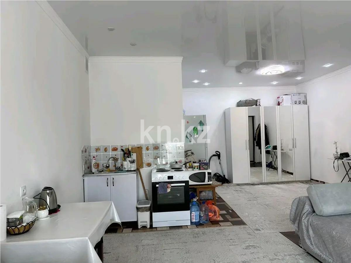 Продажа 1-комнатной квартиры, 42 м², мкр-н Алтын Арка, дом  19 - Продажа  однокомнатных квартир в Караганде без посредников фото 2 из 3