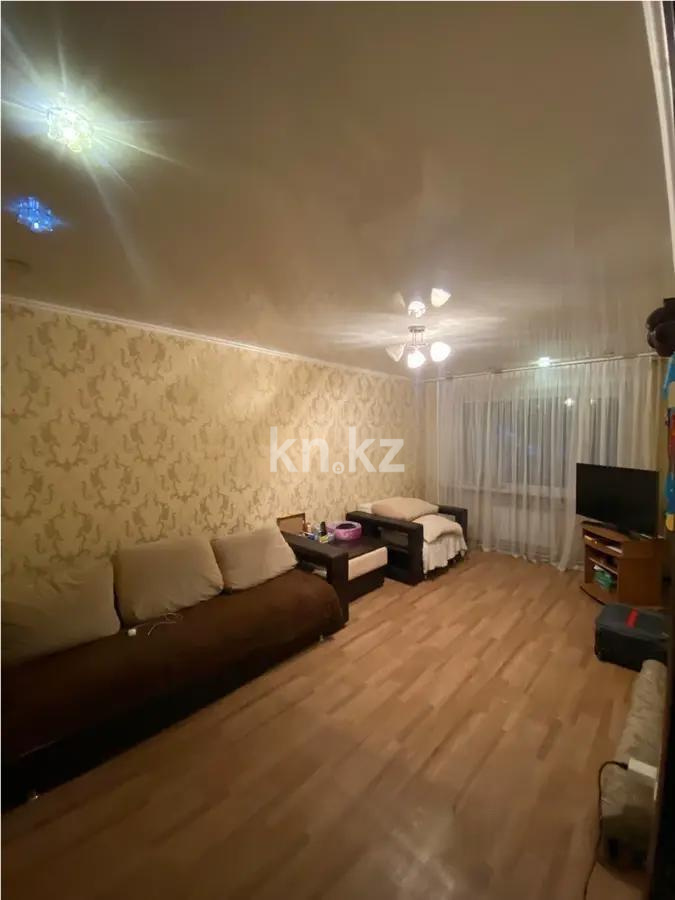 Продажа 2-комнатной квартиры, 43 м², мкр-н 22, дом  2 - Продажа квартир в Караганде фото 1 из 5