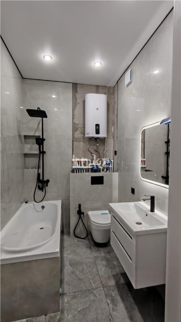 Продажа 2-комнатной квартиры, 62 м², 137 учетный квартал - Продажа квартир в Караганде фото 10 из 12