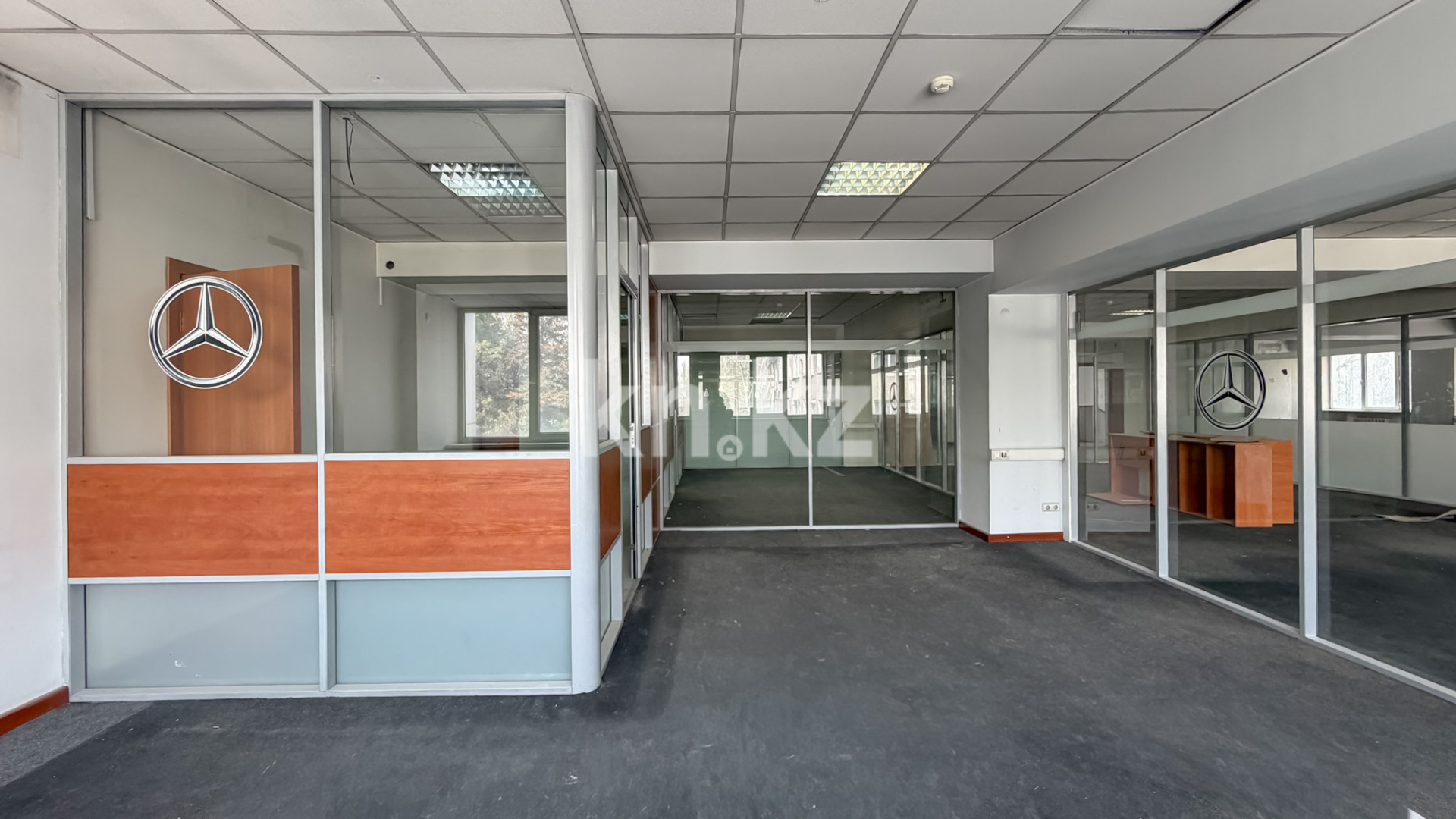 Продажа помещения, 911 м² - Продажа офисных и торговых помещений в Казахстане - страница 2 фото 34 из 40