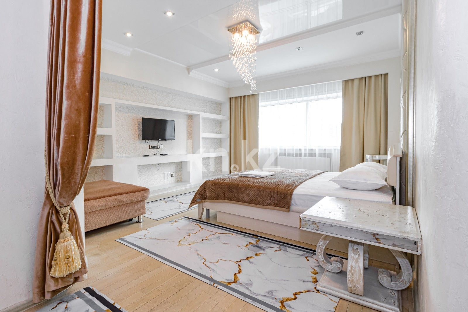 Аренда 4-комнатной квартиры посуточно, 156 м², ул. Достык, дом  5 - Аренда квартир посуточно в Астане без посредников фото 2 из 24