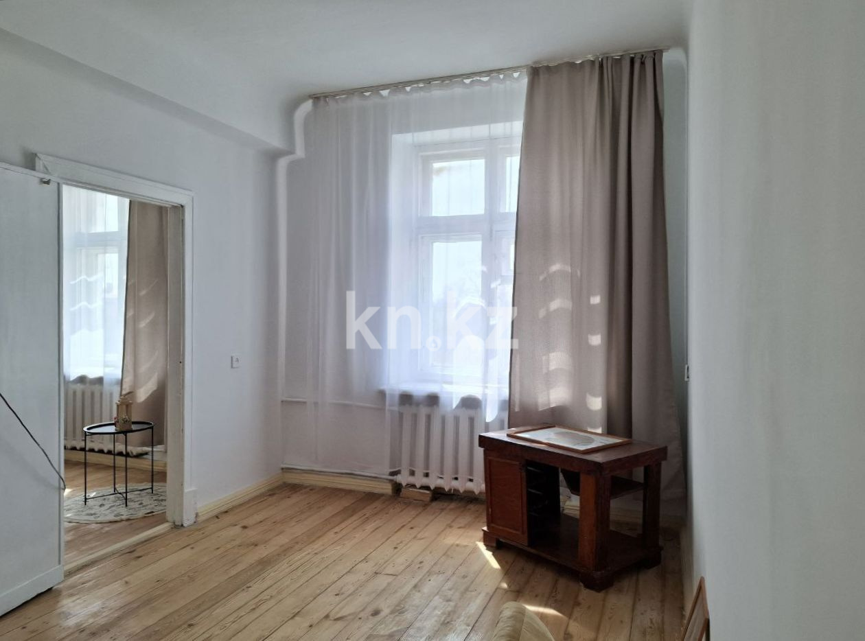 Продажа 3-комнатной квартиры, 65 м², пр. Шакарима, дом  177 - Продажа  трехкомнатных квартир в Усть-Каменогорске фото 11 из 16