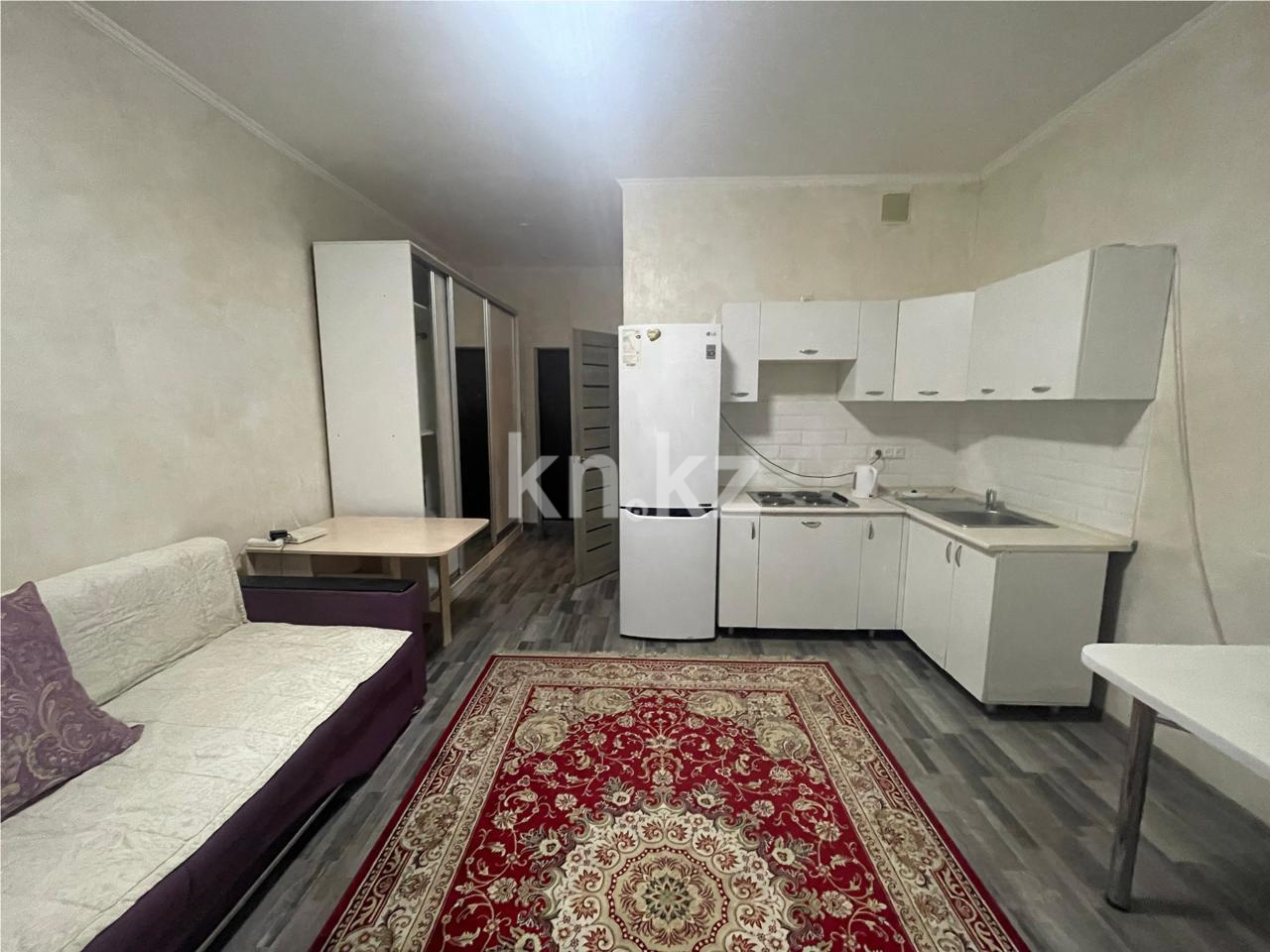 Продажа 1-комнатной квартиры, 27 м², ул. Омарова в Астане