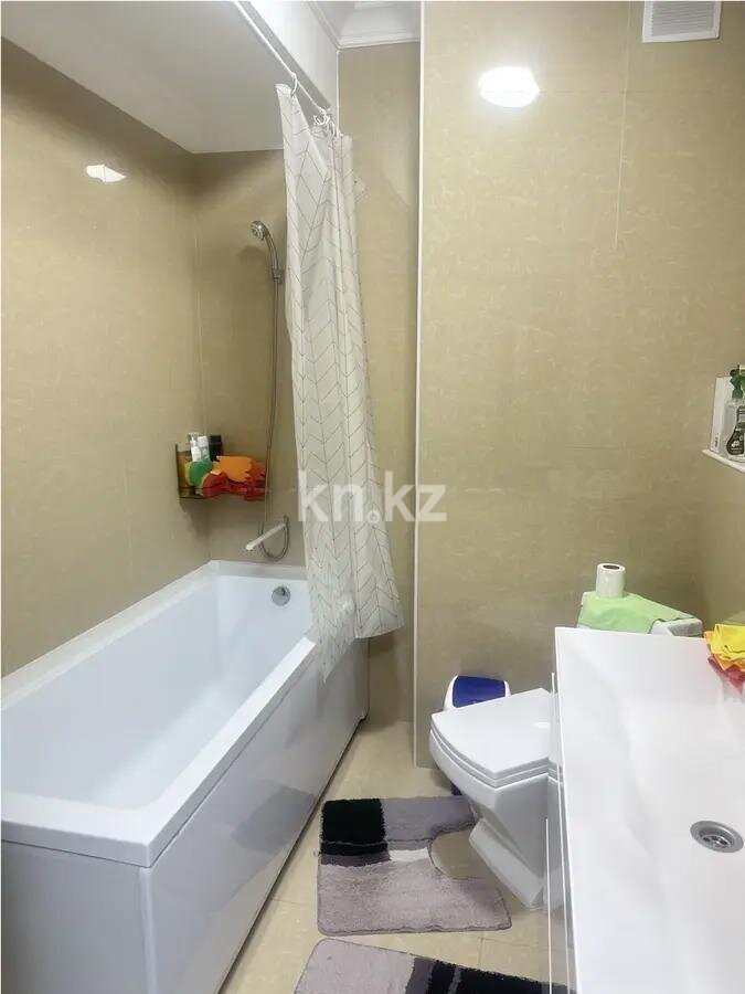 Продажа 2-комнатной квартиры, 65.3 м² в Алматы - фото 4