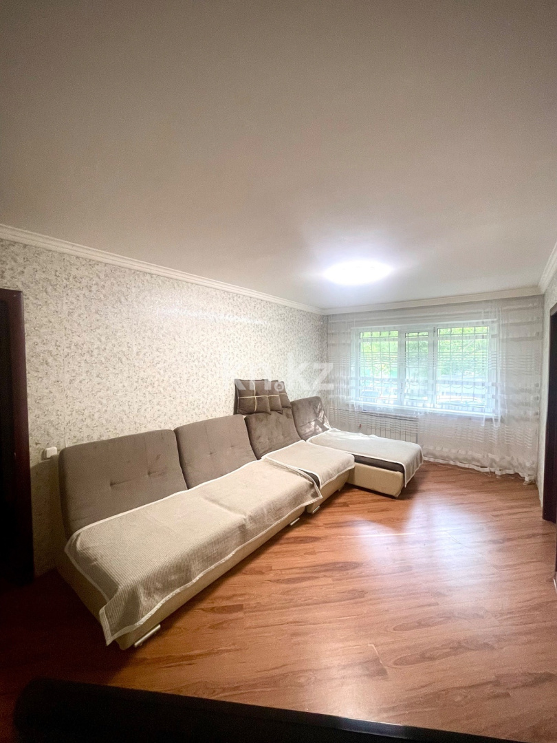 Аренда 3-комнатной квартиры, 62 м² - Аренда квартир помесячно от хозяев в Караганде фото 1 из 13