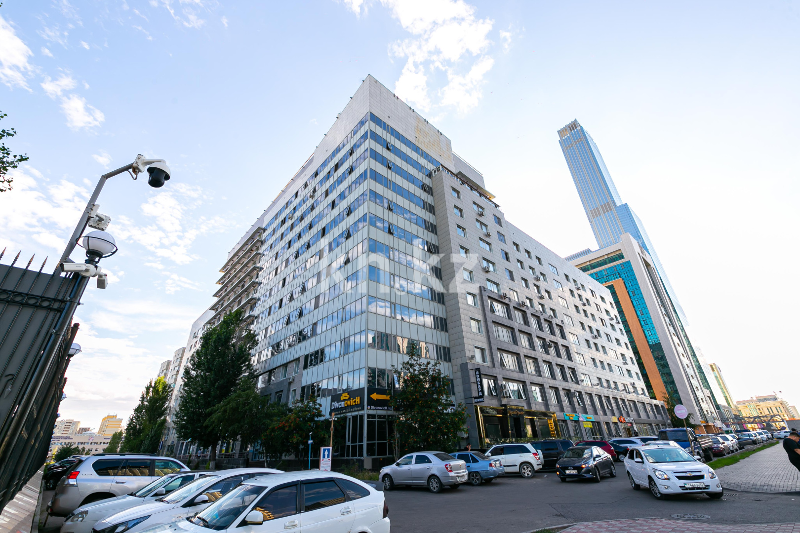 Продажа 3-комнатной квартиры, 82 м², ул. Сыганак, дом  64 в Астане - фото 14