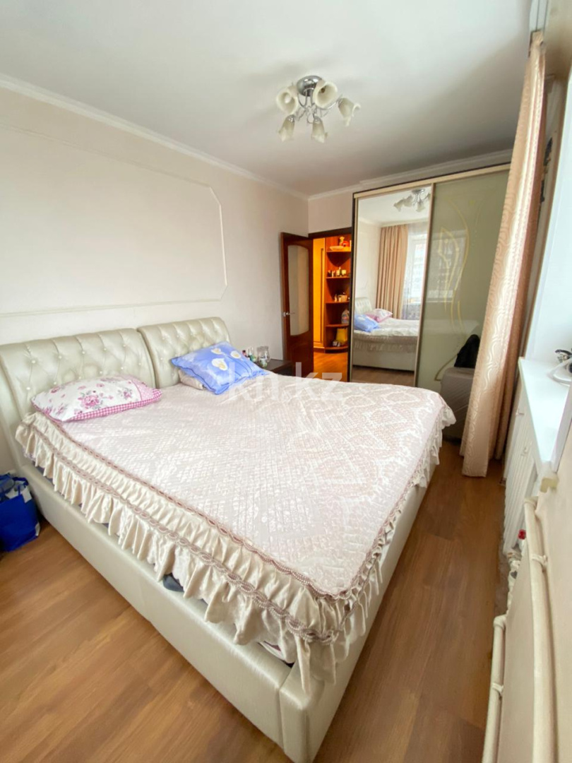 Продажа 4-комнатной квартиры, 75 м², пр. Республики, дом  32 - Продажа квартир в Караганде с фото фото 5 из 14