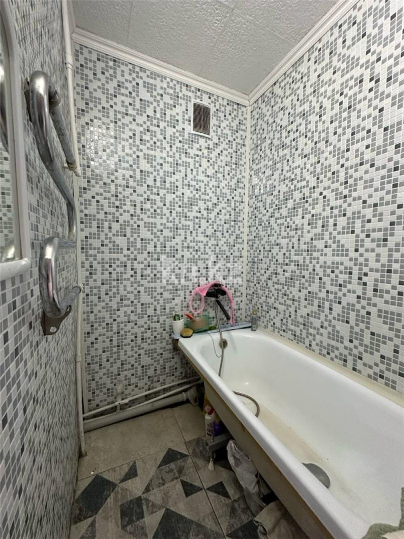 Продажа 2-комнатной квартиры, 44 м², мкр-н 7 в Темиртау - фото 6