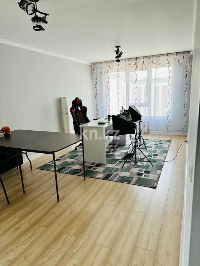 Продажа 3-комнатной квартиры, 77.2 м², мкр-н Аккент, дом  65 - Продажа  трехкомнатных квартир в Алматы фото 1 из 5