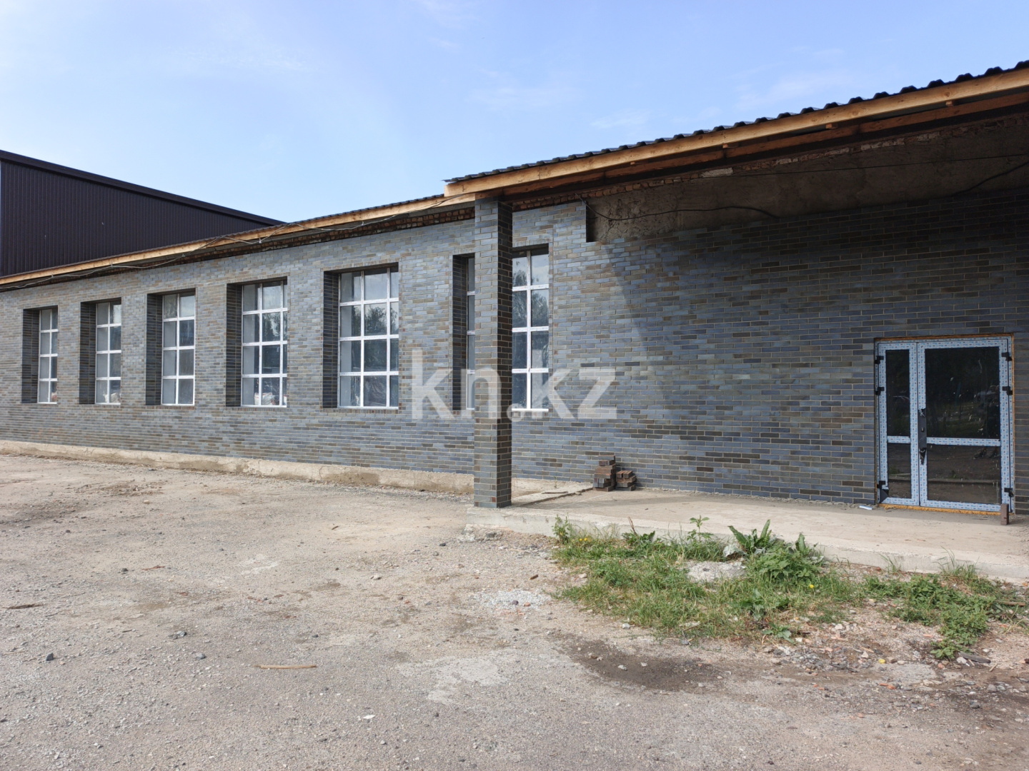 Аренда , мкр-н 17, дом  53/2 - Аренда офисных и торговых помещений в Караганде с фото фото 1 из 7