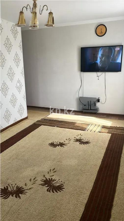 Продажа 2-комнатной квартиры, 43 м², ул. Мустафина, дом  1 - Продажа квартир в Караганде фото 1 из 4