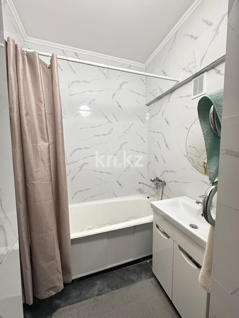Продажа 3-комнатной квартиры, 69 м², пр. Абая в Алматы - фото 4