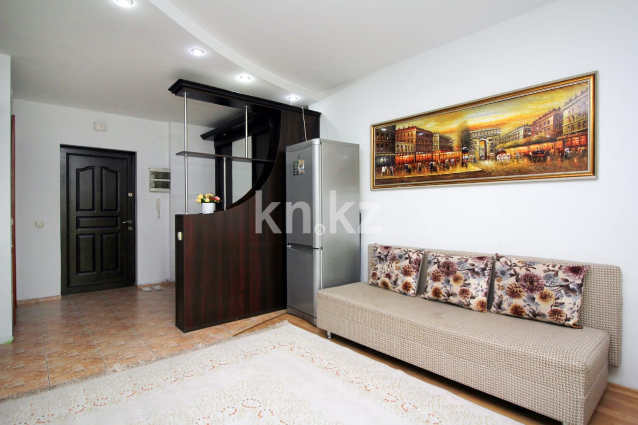 Аренда 1-комнатной квартиры посуточно, 50 м², ул. Хусаинова, дом  225 - ул. Ескараева - Аренда жилой и коммерческой недвижимости в Алматы фото 18 из 20