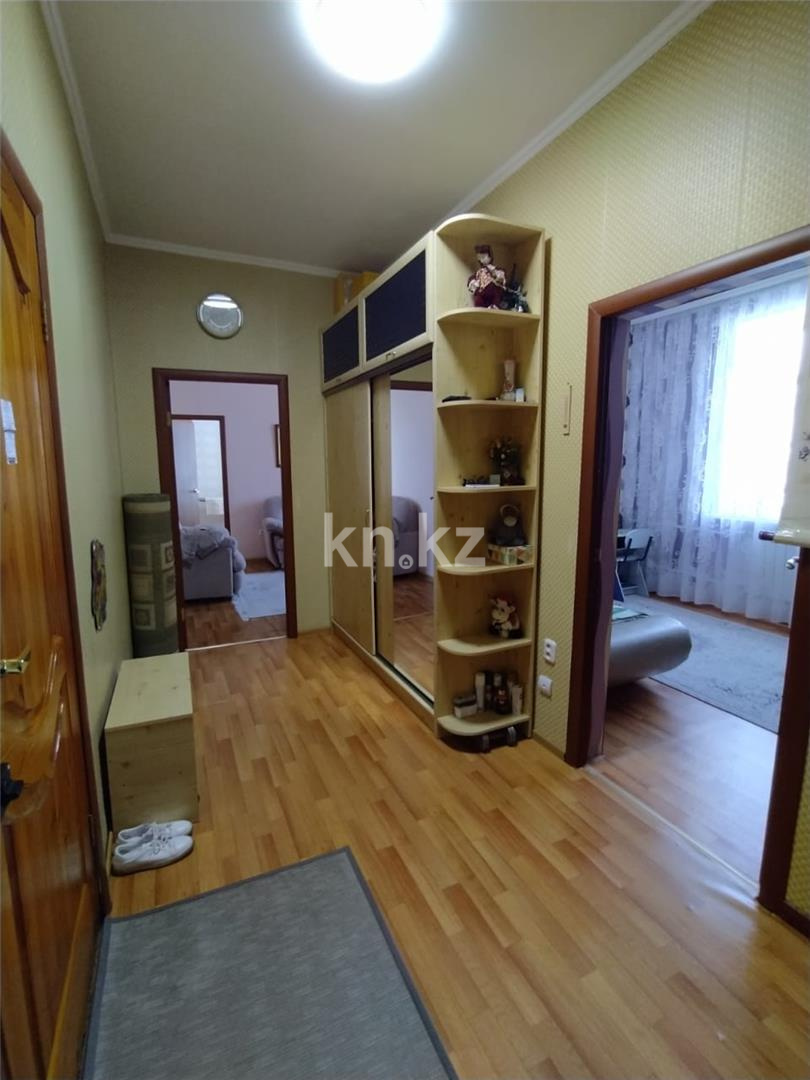 Продажа 3-комнатной квартиры, 60 м² - Продажа трехкомнатных квартир в Караганде - страница 3 фото 18 из 28