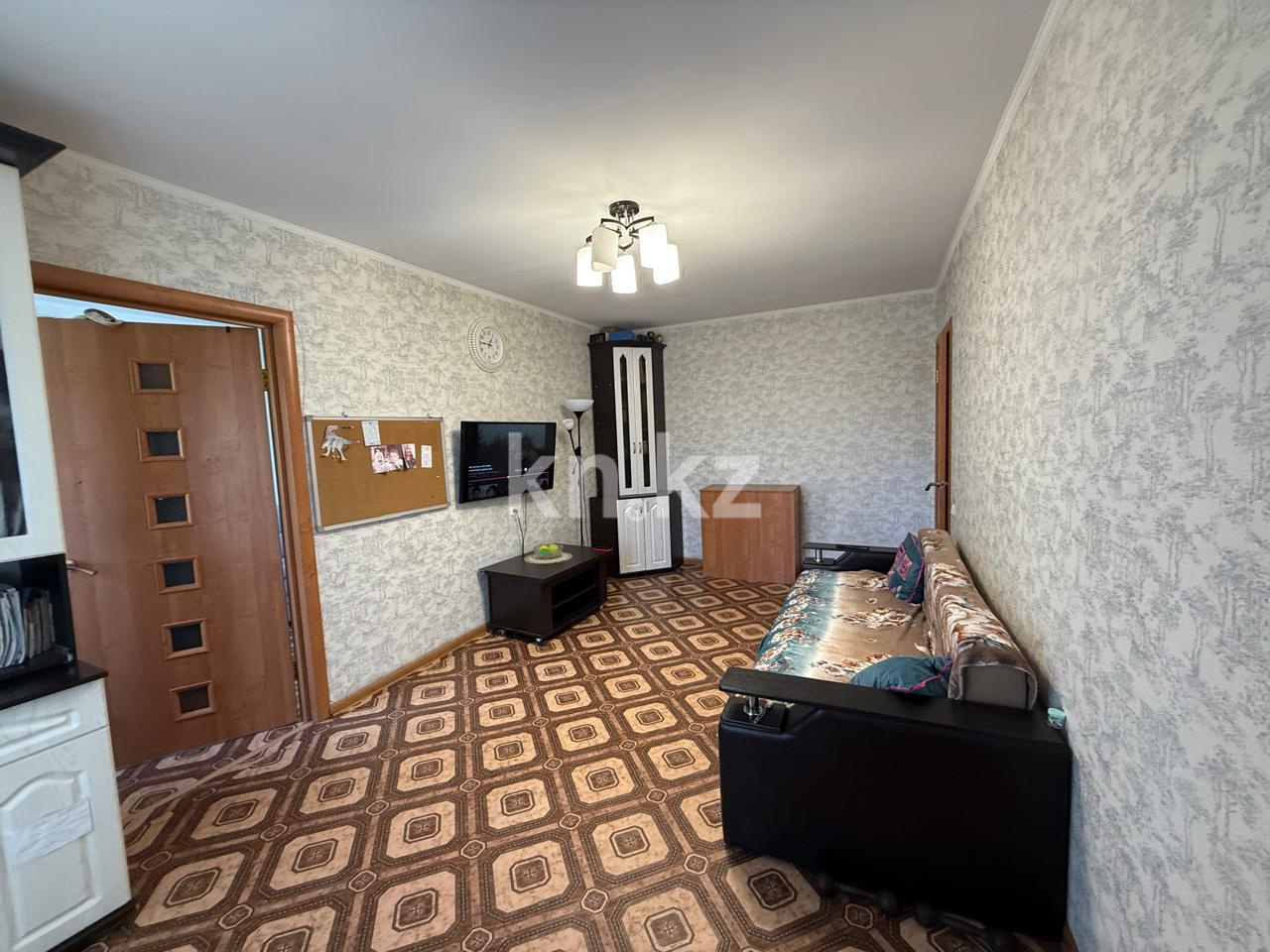 Продажа 3-комнатной квартиры, 56 м², пр. Назарбаева, дом  76 в Караганде - фото 8