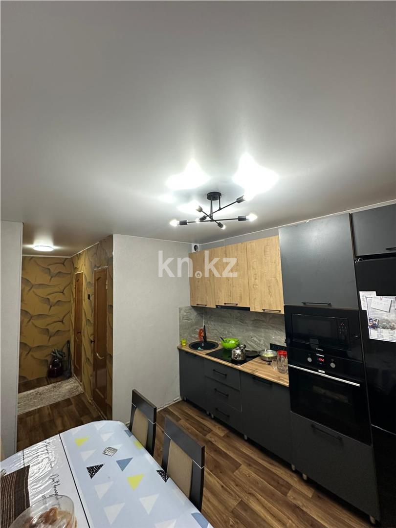 Продажа 2-комнатной квартиры, 54 м², мкр-н Восток-1 - Продажа квартир в Караганде фото 6 из 11