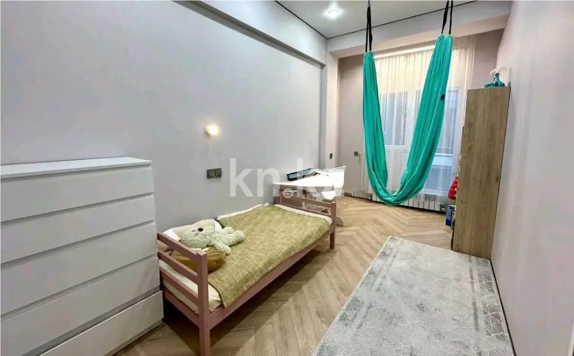 Продажа 4-комнатной квартиры, 106 м² - Продажа жилой и коммерческой недвижимости в Алматы фото 3 из 6