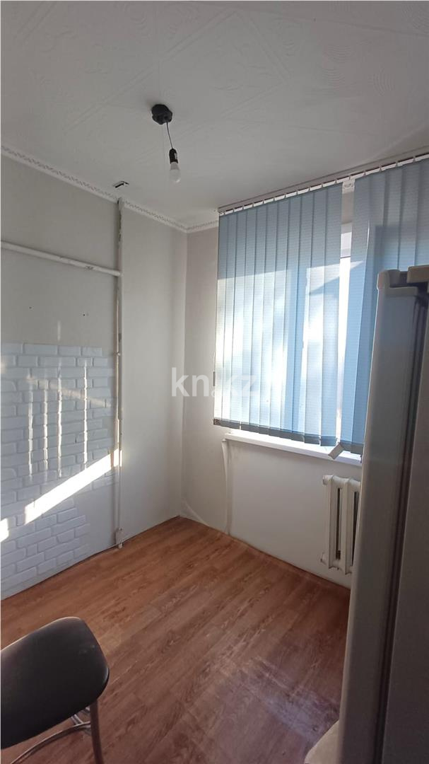 Продажа 1-комнатной квартиры, 32 м², мкр-н 14 в Караганде - фото 3
