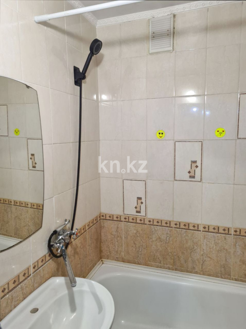 Продажа 3-комнатной квартиры, 58.4 м², ул. Жастар, дом  37/2 - Продажа и аренда недвижимости в Усть-Каменогорске фото 24 из 28