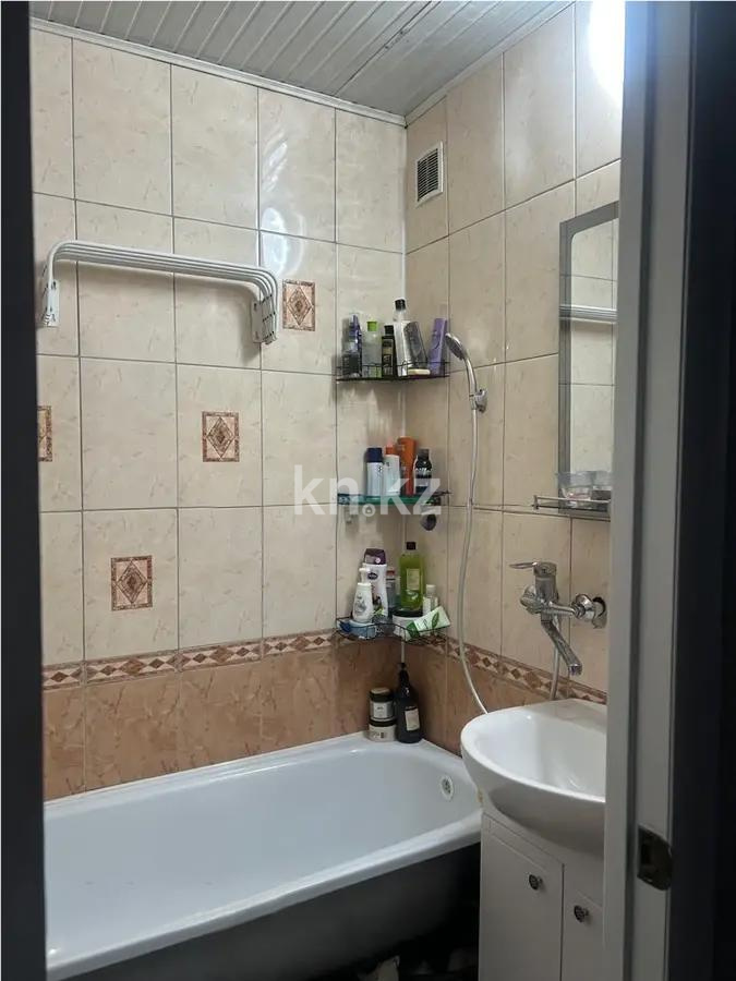 Продажа 3-комнатной квартиры, 64 м², 19 мкр., дом  75 - Продажа квартир в Казахстане фото 5 из 5