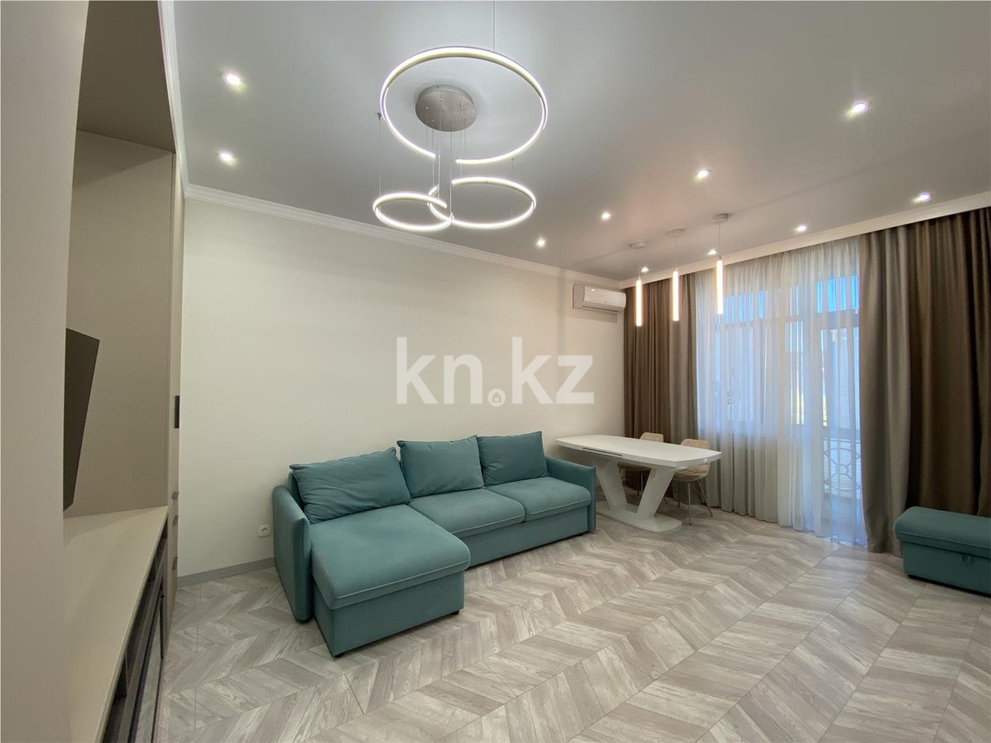 Продажа 3-комнатной квартиры, 76 м², мкр-н Степной-3, дом  2/3 - Продажа  однокомнатных, двухкомнатных, трехкомнатных квартир в Караганде фото 1 из 33