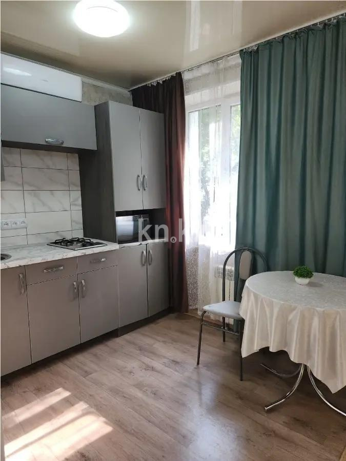 Продажа 1-комнатной квартиры, 30 м², пр. Абылай хана, дом  33 - Продажа квартир в Алматы фото 2 из 4