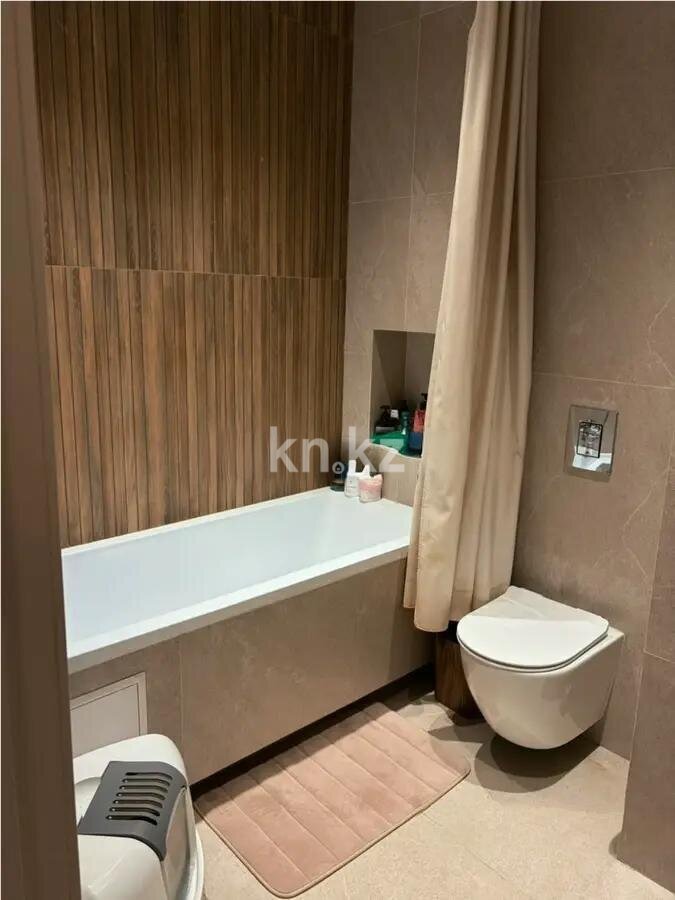 Продажа 3-комнатной квартиры, 76.8 м² в Алматы - фото 4