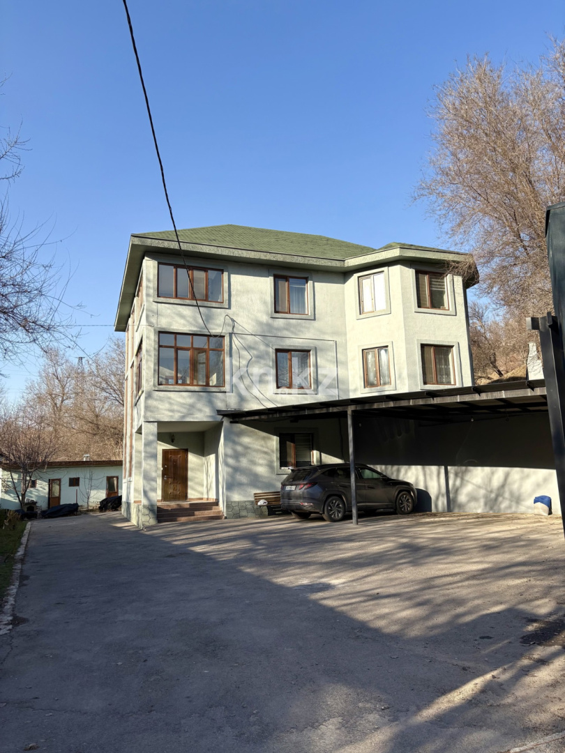 Продажа 7-комнатного дома, 300 м² в Алматы