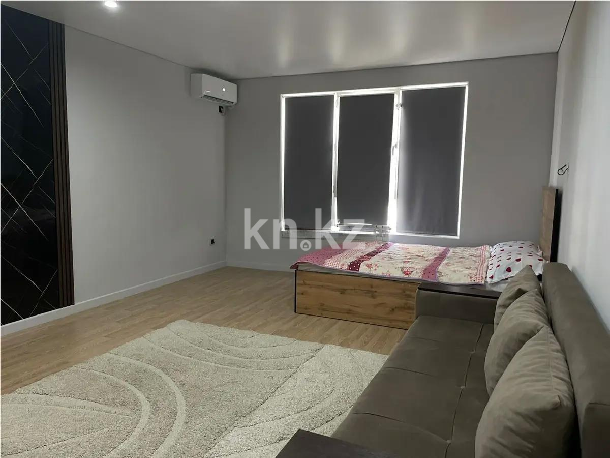 Продажа 1-комнатной квартиры, 30 м², мкр-н Аккент, дом  64 - Продажа  однокомнатных квартир в Алматы с фото фото 1 из 4