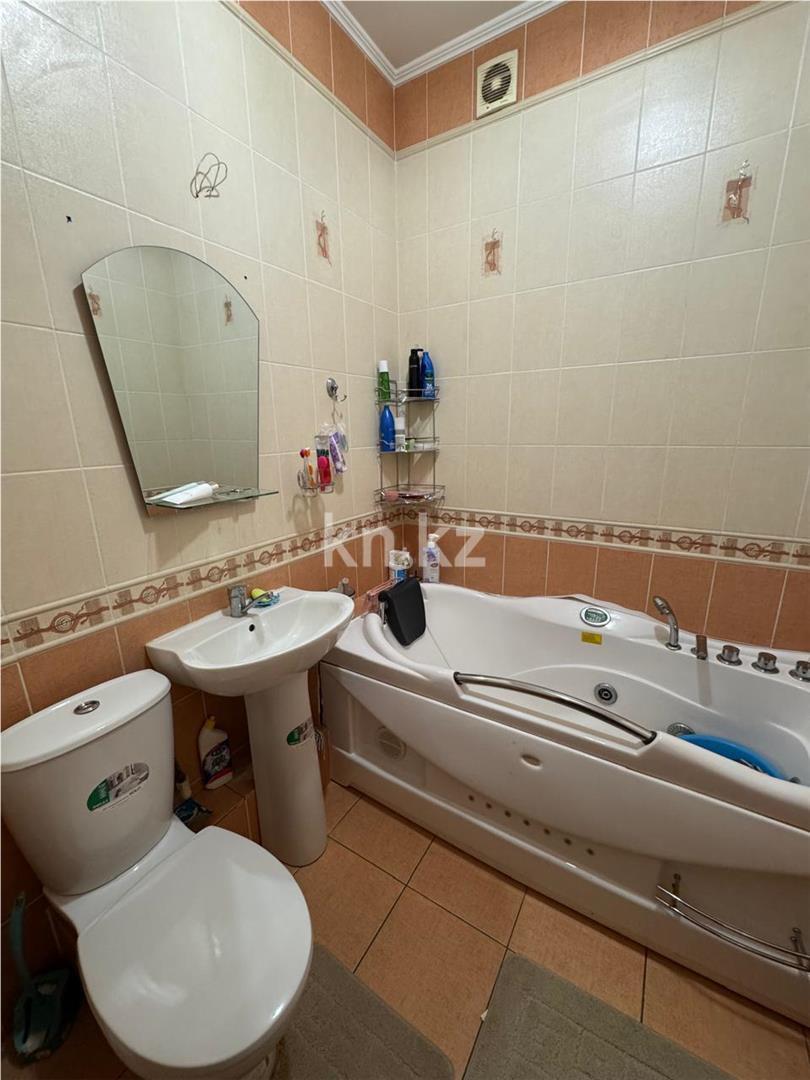 Продажа 4-комнатной квартиры, 121 м² в Караганде - фото 9