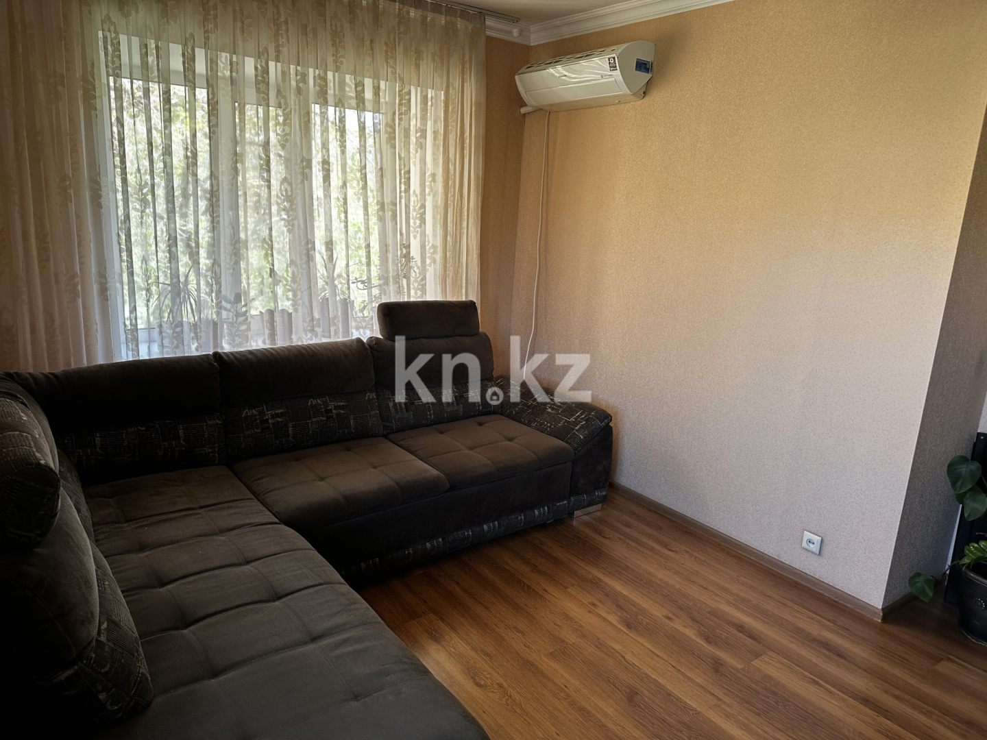 Продажа 3-комнатной квартиры, 76.7 м² в Караганде - фото 3