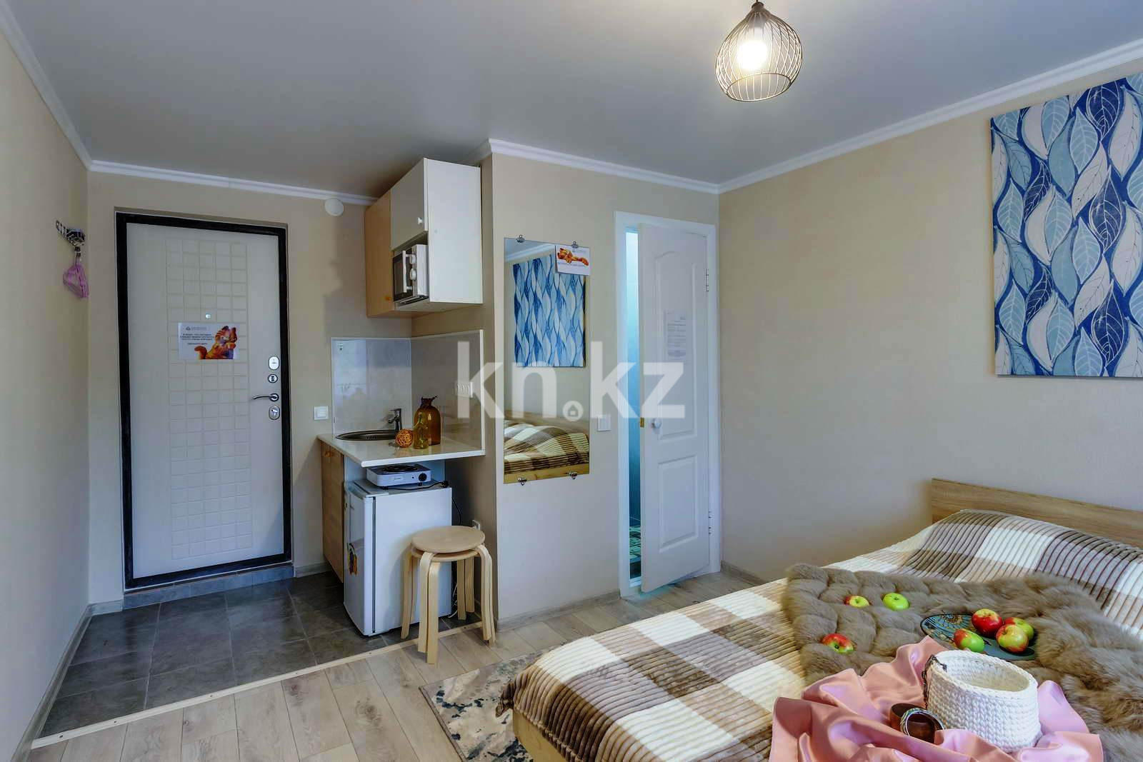 Аренда 1-комнатной квартиры посуточно, 17 м², Гагарина, дом  210 - Гагарина - Аренда  однокомнатных квартир посуточно в Алматы с фото фото 2 из 6