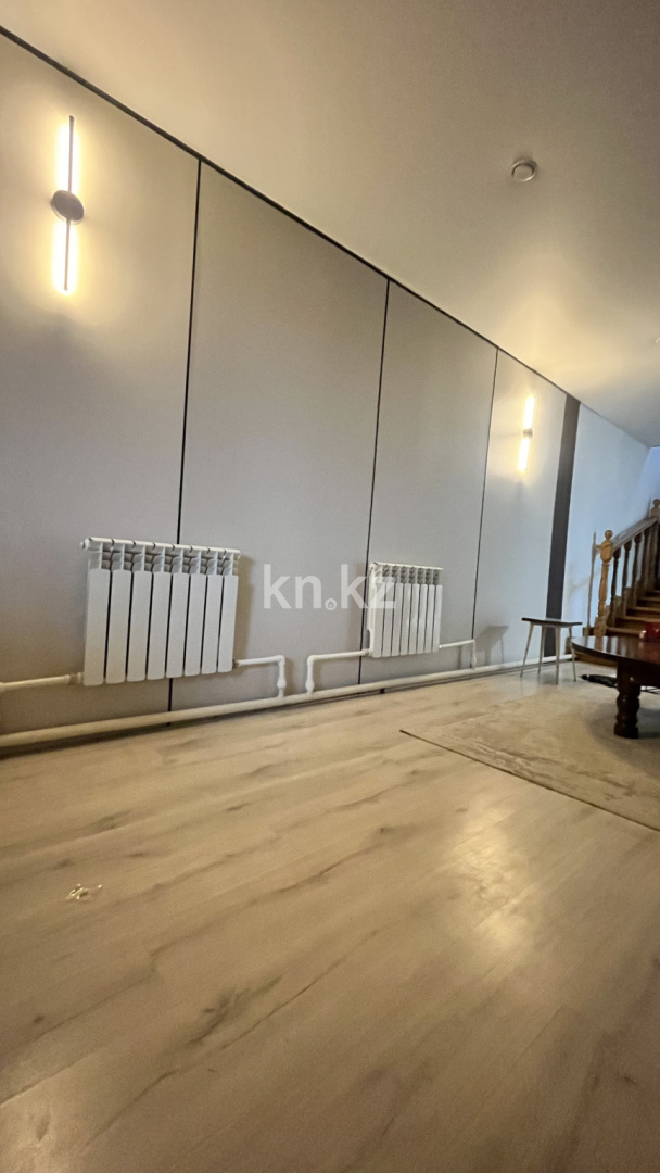 Продажа 6-комнатного дома, 280 м², ул. Жакана Смакова, дом  64 - Продажа домов и коттеджей в Караганде без посредников фото 10 из 10