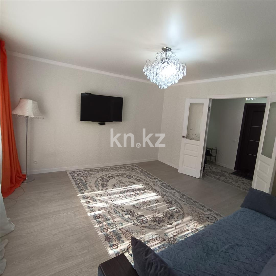 Продажа 1-комнатной квартиры, 42 м², мкр-н Степной-4, дом  17 - Продажа  однокомнатных квартир в Караганде с фото фото 2 из 13