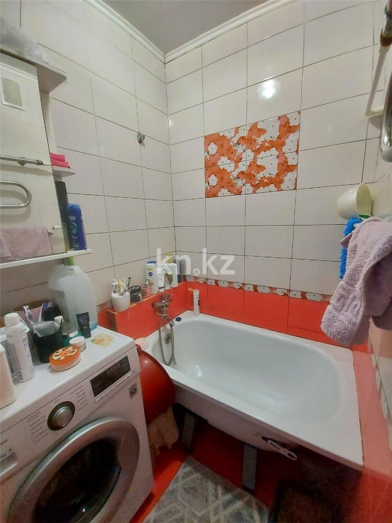 Продажа 2-комнатной квартиры, 46 м², мкр-н 15, дом  21 - Продажа квартир в Караганде фото 7 из 8