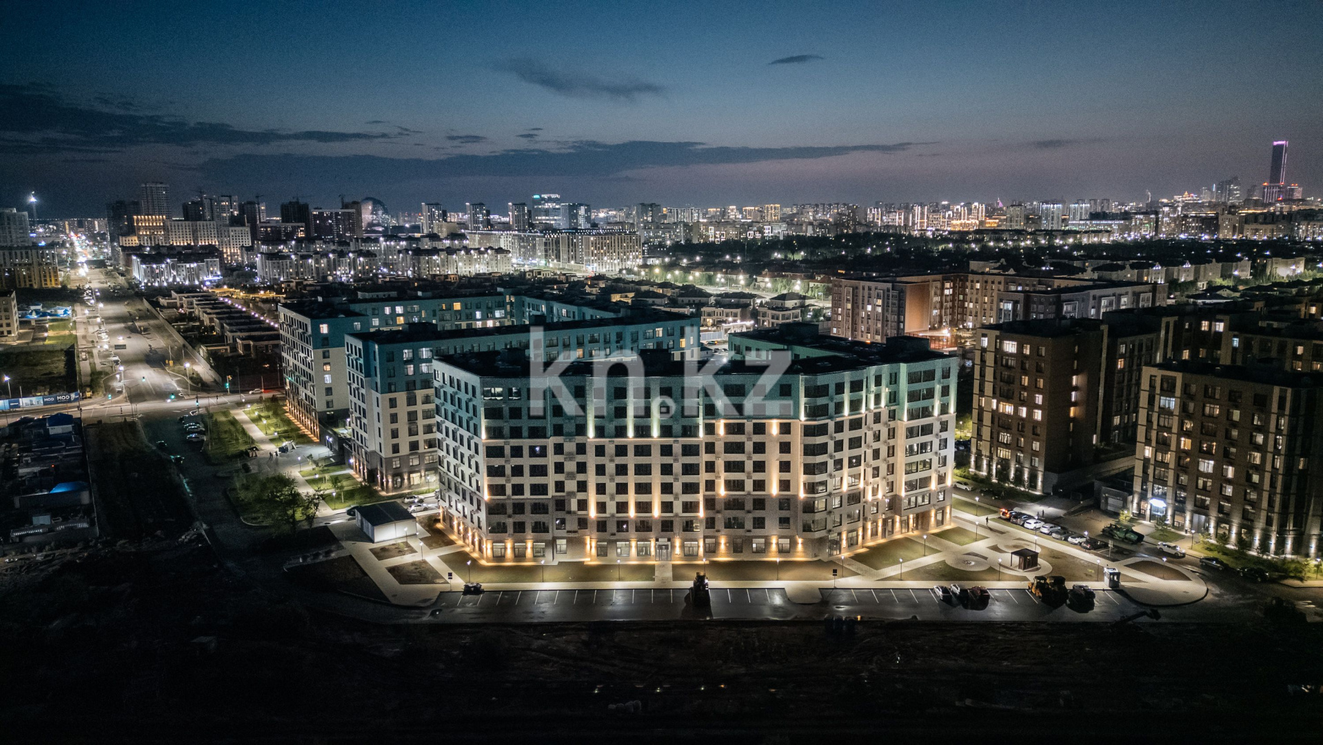 Продажа 3-комнатной квартиры, 91 м², ул. Онгарсыновой, дом  8/2 стр в Астане - фото 11