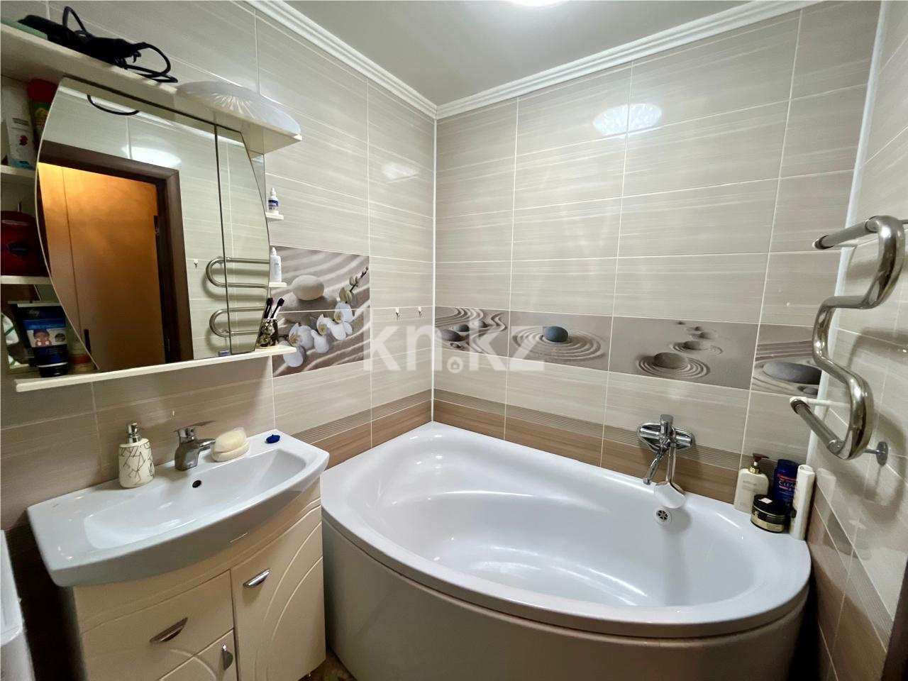 Продажа 2-комнатной квартиры, 44 м² - Продажа квартир в Казахстане - страница 2 фото 7 из 9