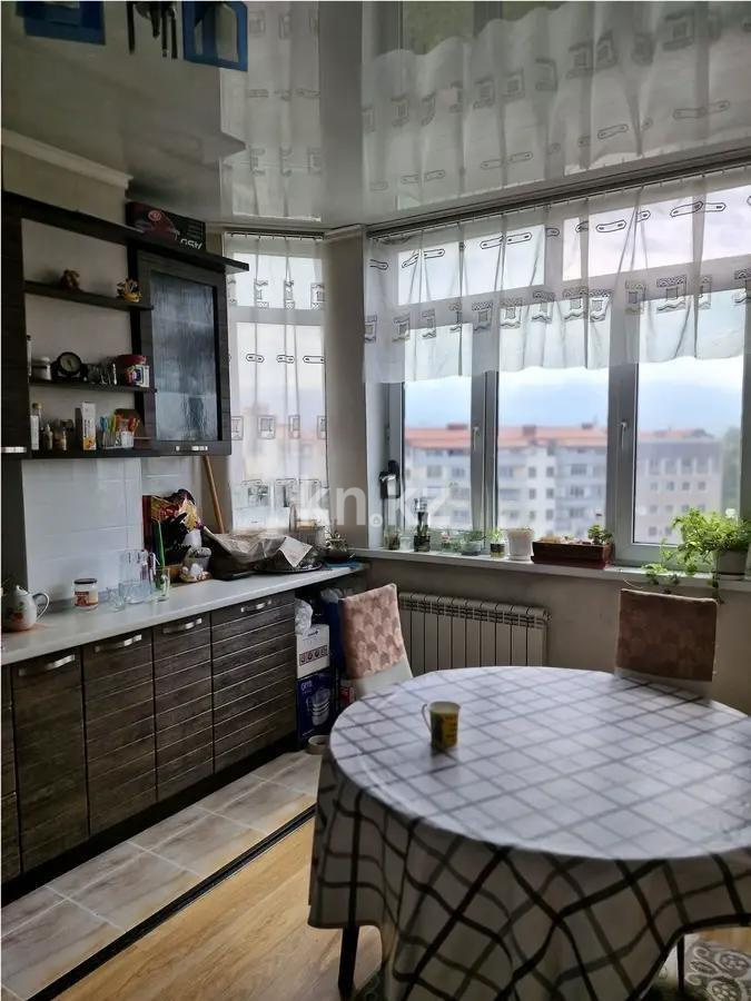 Продажа 3-комнатной квартиры, 106 м², мкр-н Кокжиек, дом  43 - Продажа квартир в Алматы с фото фото 3 из 4