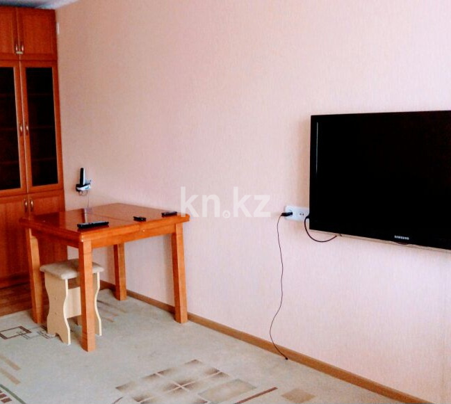 Аренда 2-комнатной квартиры посуточно, 50 м², пр. Н. Абдирова, дом  25 - Аренда  двухкомнатных квартир посуточно в Караганде фото 3 из 6