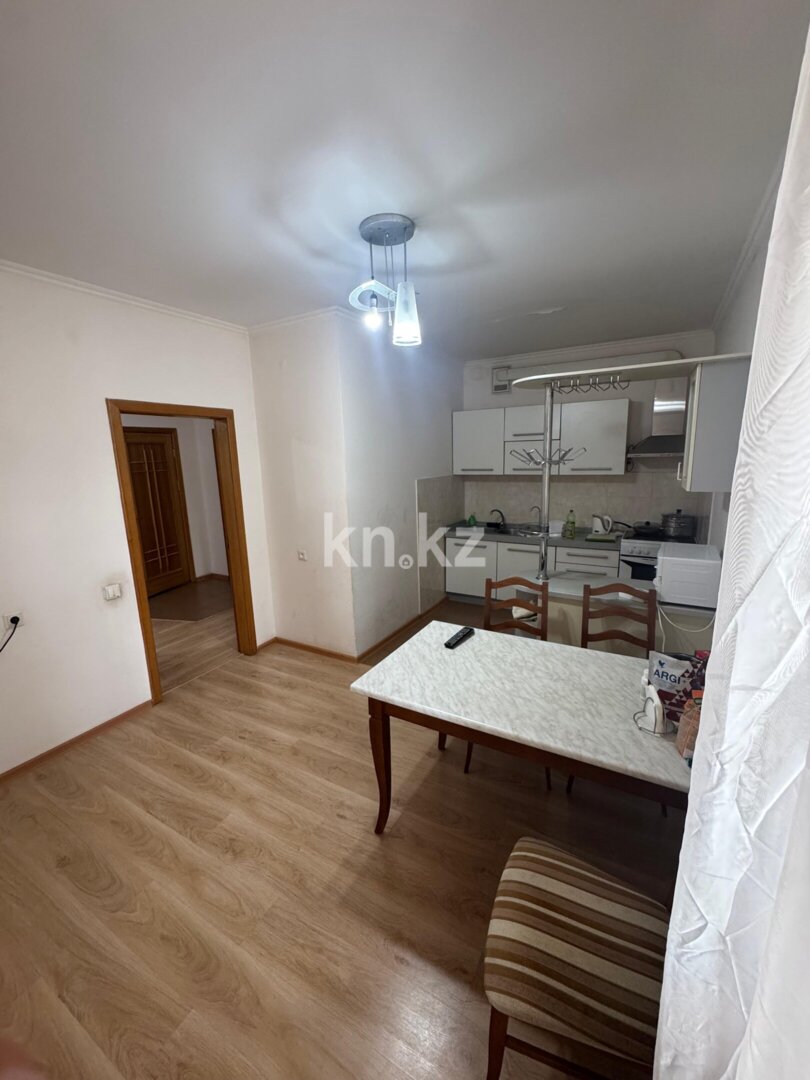Аренда 2-комнатной квартиры, 75 м² в Астане
