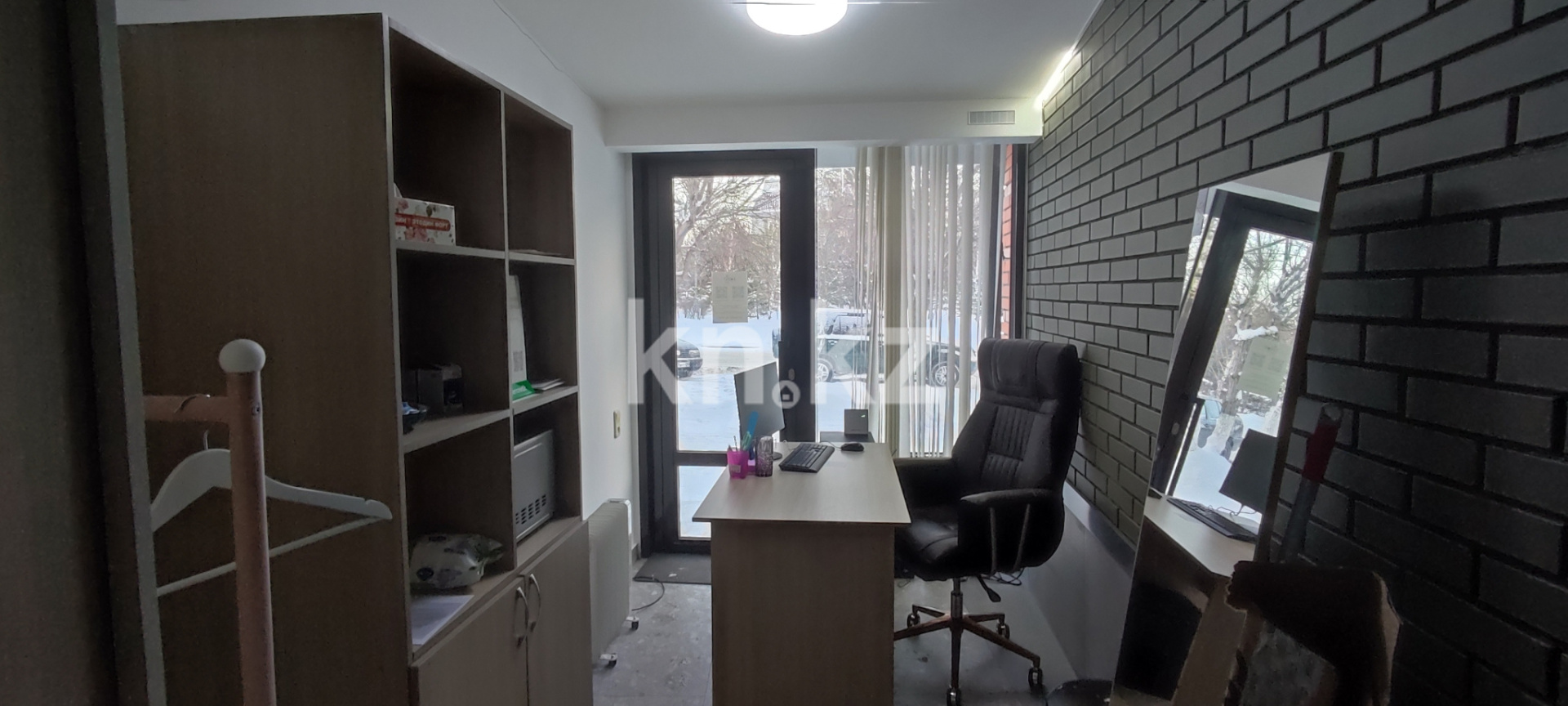 Продажа , 150 м², ул. Ерубаева, дом  35 - Продажа офисных и торговых помещений в Караганде без посредников фото 8 из 22