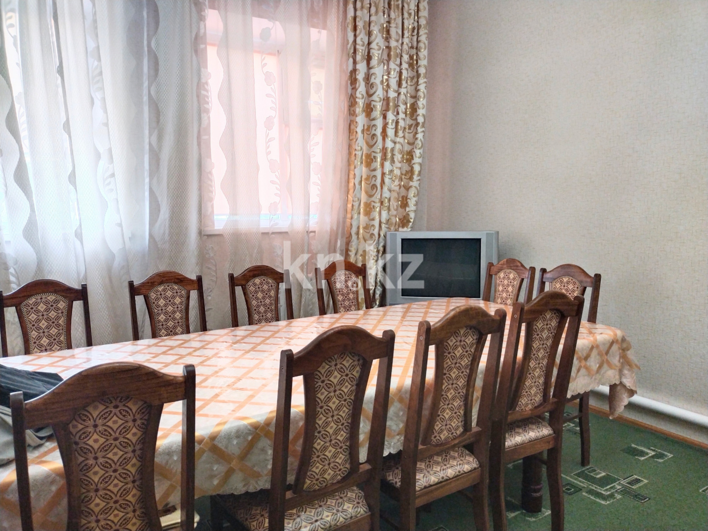 Продажа 5-комнатного дома, 130 м², ул. Алаш - Продажа домов, коттеджей в Уральске фото 1 из 14
