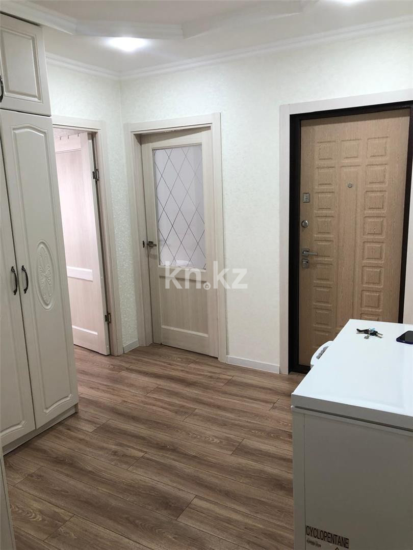 Продажа 3-комнатной квартиры, 64 м², пр. Шахтеров в Караганде - фото 9