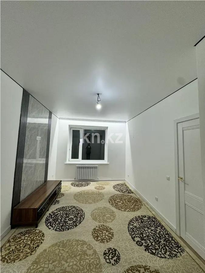 Продажа 1-комнатной квартиры, 38 м², ул. Айтматова, дом  33 стр - Продажа квартир в Казахстане фото 1 из 5