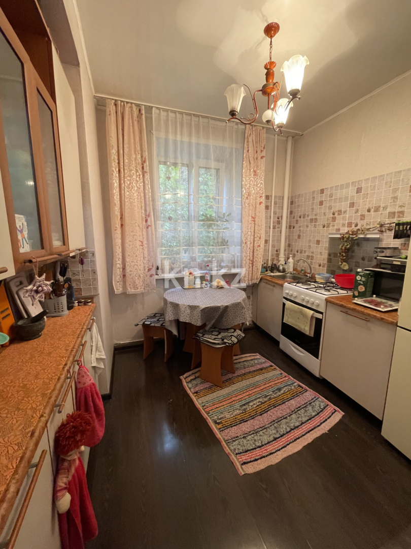 Продажа 3-комнатной квартиры, 62 м², пр. Шакарима, дом  161а - Продажа  трехкомнатных квартир в Усть-Каменогорске фото 4 из 13