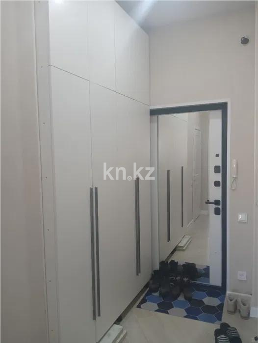 Продажа 1-комнатной квартиры, 42 м², ул. Дюсембекова, дом  83/1 в Караганде - фото 4